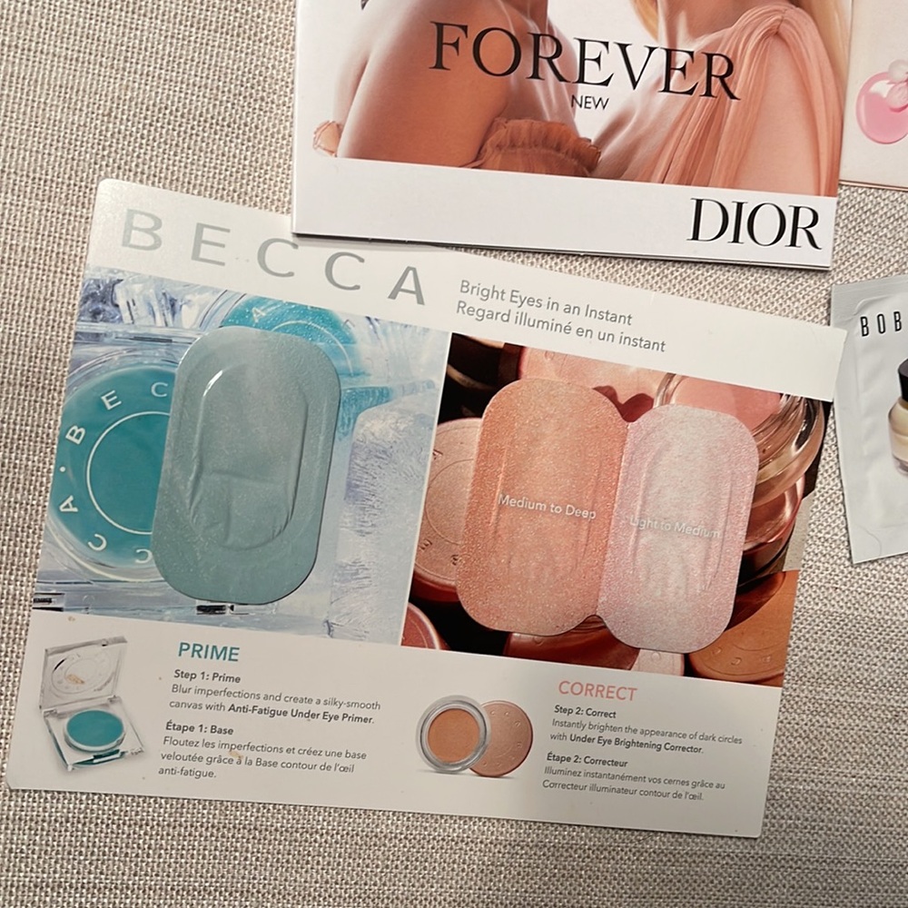 Makeup Sample Bundle - Picture 5 of 6
